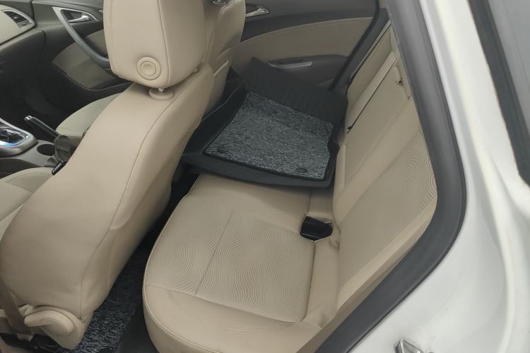 Used Buick GT 2013 GT 1.6L Automatic Fashion Edition Left Rear Seat