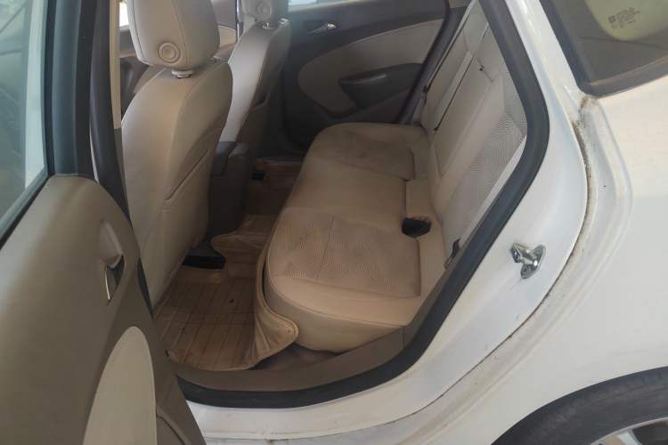 Used Buick GT 2013 GT 1.6L Automatic Fashion Edition Left Rear Seat