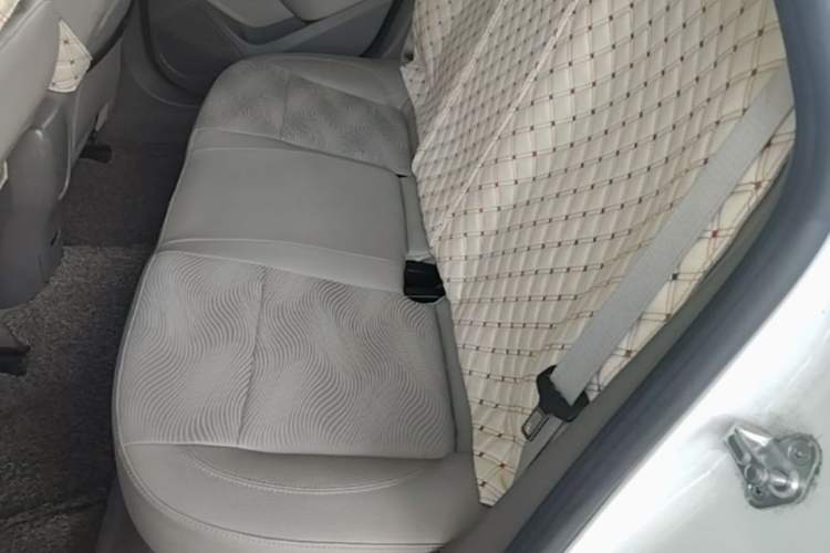 Used Buick GT 2013 XT 1.6L Automatic Fashion Edition Left Rear Seat