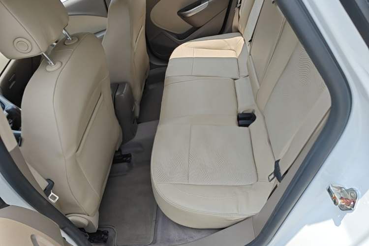 Used Buick GT 2013 GT 1.6L Automatic Fashion Edition Left Rear Seat