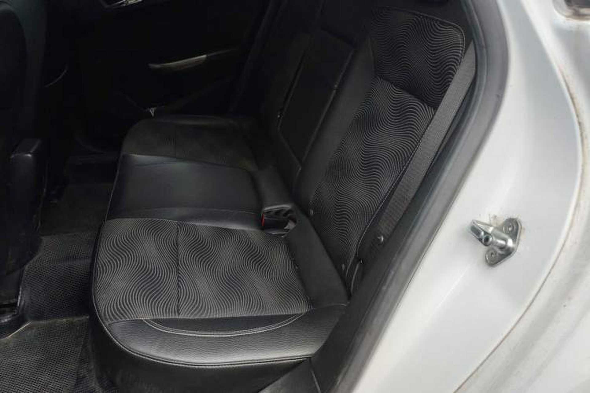 Used Buick GT 2013 XT 1.6L Automatic Fashion Edition Left Rear Seat