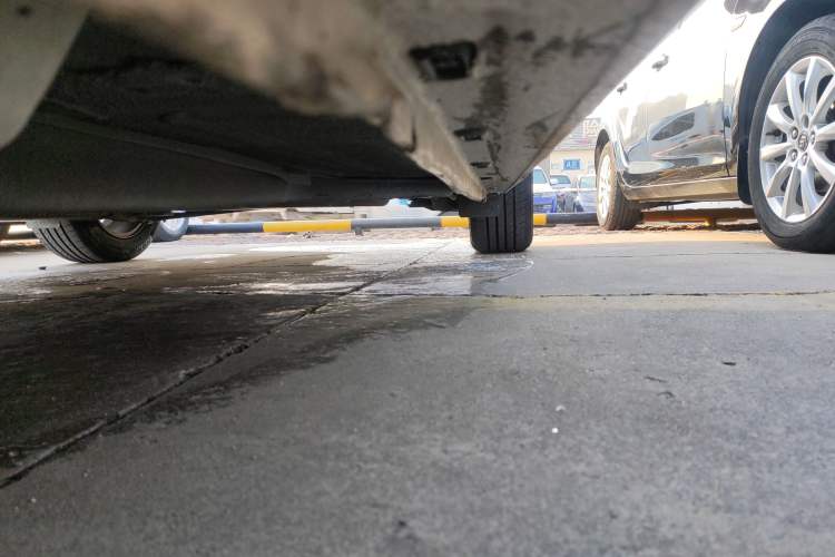Used Buick GT 2013 GT 1.6L Automatic Fashion Edition Left Side Sill