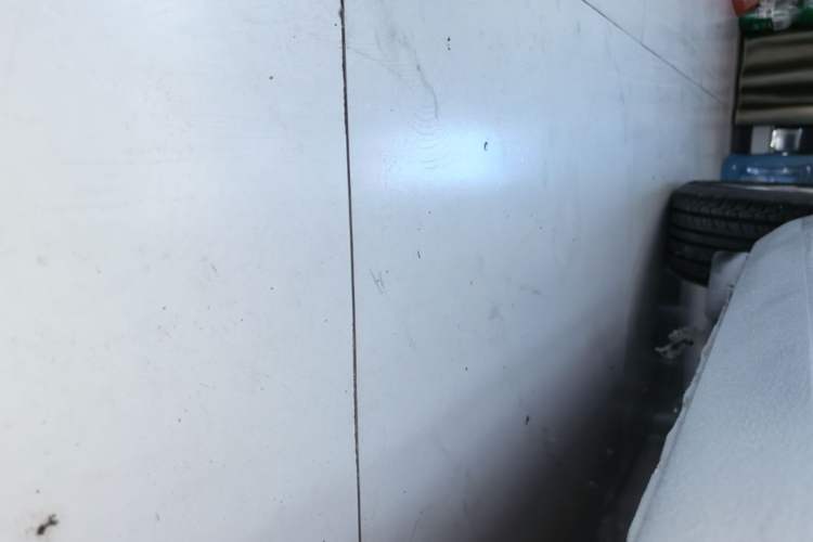 Used Buick GT 2013 GT 1.6L Automatic Fashion Edition Left Side Sill