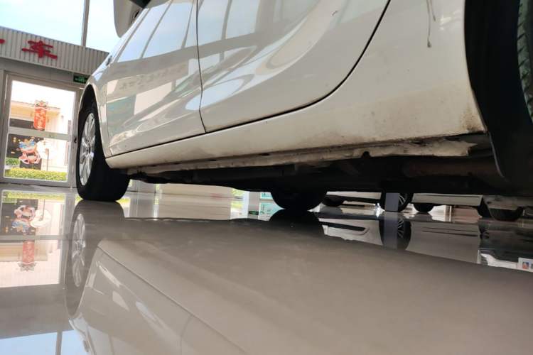Used Buick GT 2013 GT 1.6L Manual Entry-Level Model Left Side Sill