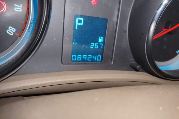 Used Buick GT 2013 GT 1.6L Automatic Comfort Edition Odometer Close Up
