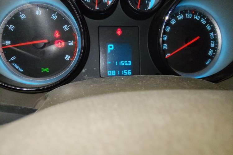 Used Buick GT 2013 GT 1.6L Automatic Fashion Edition Odometer Close Up