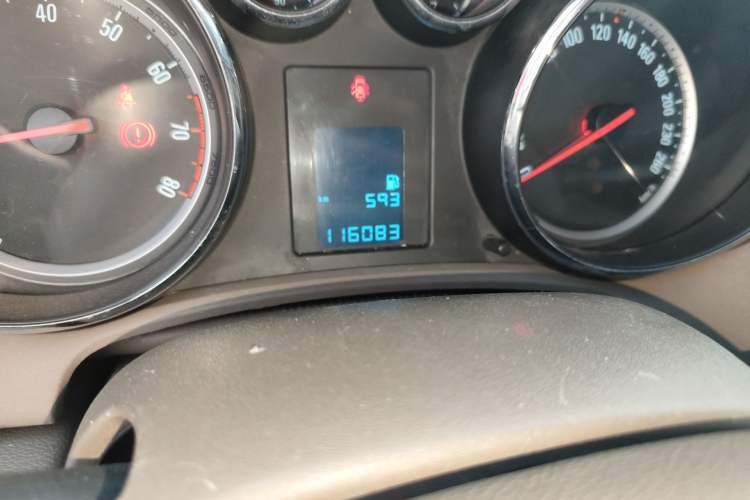 Used Buick GT 2013 GT 1.6L Manual Comfort Edition Odometer Close Up