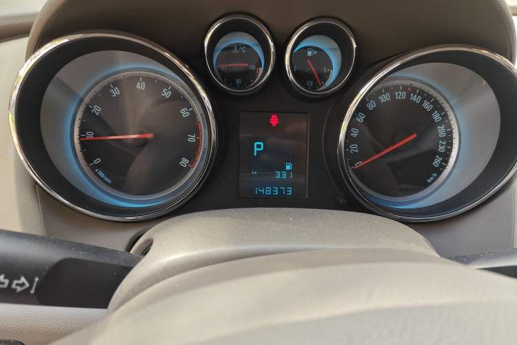 Used Buick GT 2013 GT 1.6L Automatic Fashion Edition Odometer Close Up