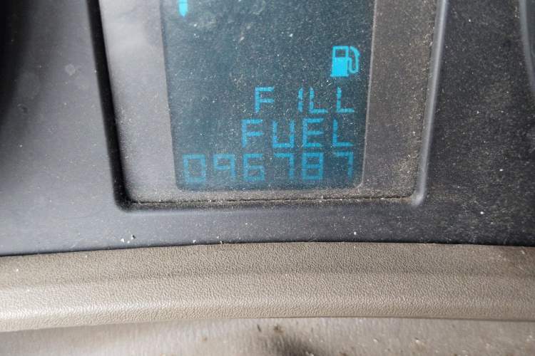 Used Buick GT 2013 GT 1.6L Automatic Fashion Edition Odometer Close Up