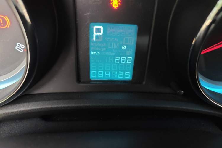 Used Buick GT 2013 GT 1.6T Automatic Fashion Sport Edition Odometer Close Up