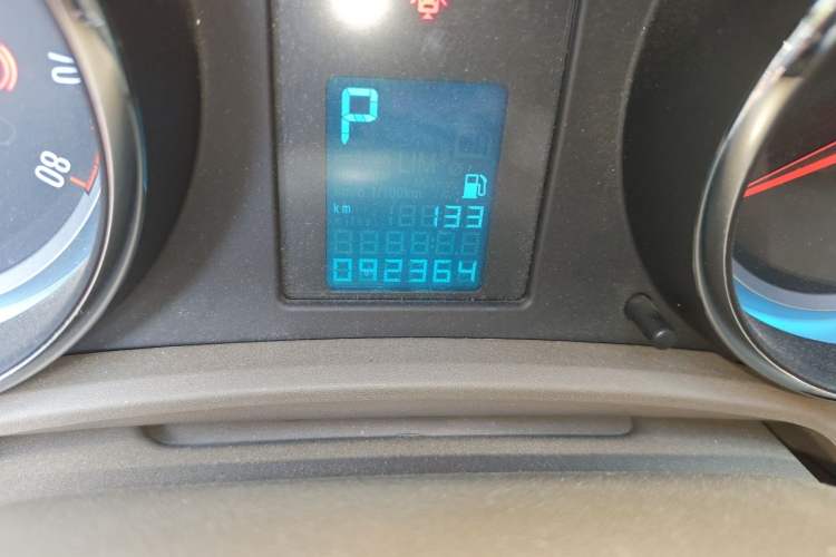 Used Buick GT 2013 GT 1.6L Automatic Fashion Edition Odometer Close Up