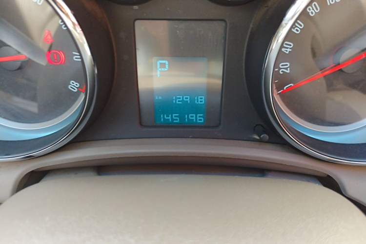 Used Buick GT 2013 GT 1.6L Automatic Fashion Edition Odometer Close Up