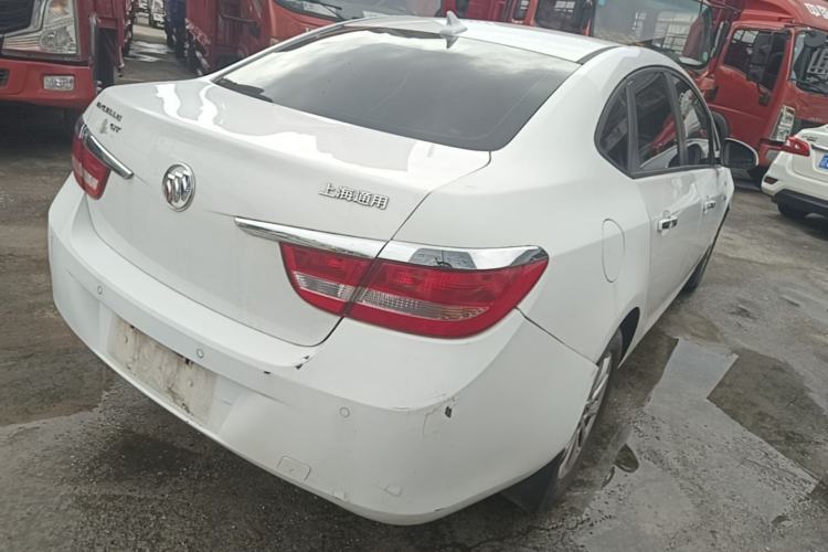 Used Buick GT 2013 GT 1.6L Automatic Fashion Edition Rear Right 45 Deg