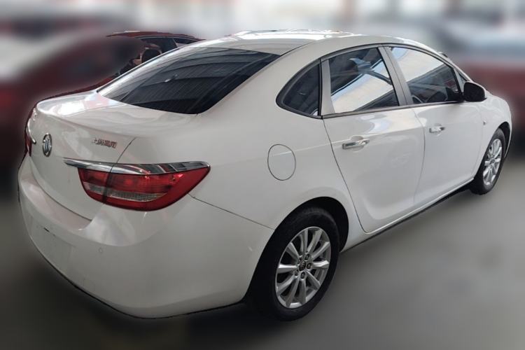 Used Buick GT 2013 GT 1.6L Automatic Fashion Edition Rear Right 45 Deg