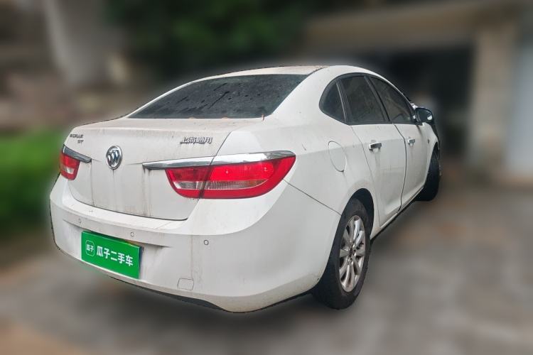 Used Buick GT 2013 GT 1.6L Automatic Fashion Edition Rear Right 45 Deg