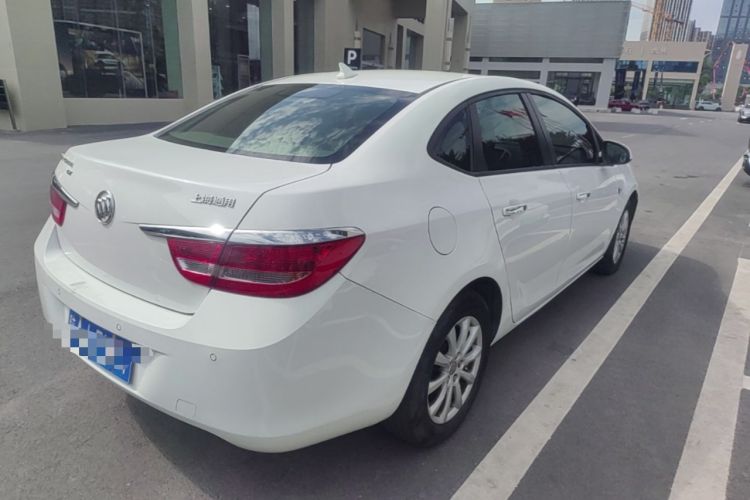 Used Buick GT 2013 GT 1.8L Automatic Fashion Edition Rear Right 45 Deg