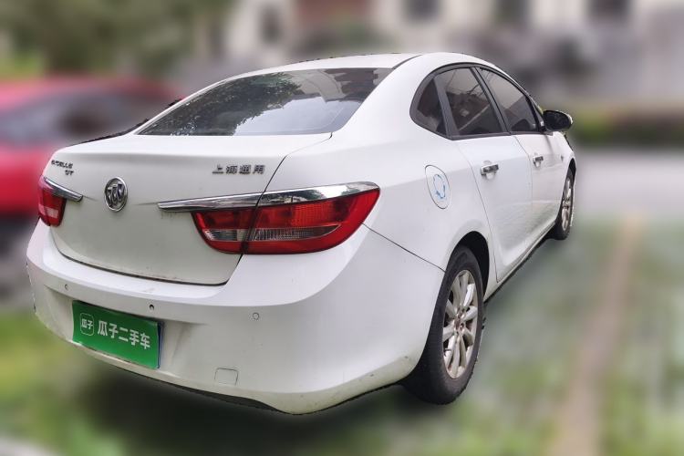 Used Buick GT 2013 GT 1.6L Automatic Fashion Edition Rear Right 45 Deg