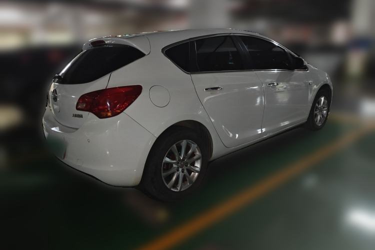 Used Buick GT 2013 XT 1.6L Manual Entry-Level Model Rear Right 45 Deg