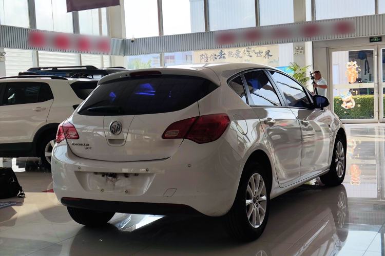 Used Buick GT 2013 XT 1.6L Automatic Fashion Edition Rear Right 45 Deg