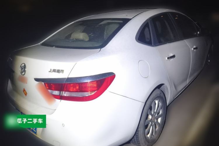 Used Buick GT 2013 GT 1.6L Automatic Fashion Edition Rear Right 45 Deg