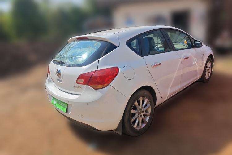Used Buick GT 2013 XT 1.6L Automatic Fashion Edition Rear Right 45 Deg