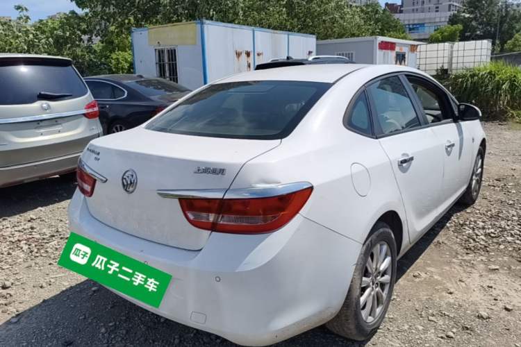 Used Buick GT 2013 GT 1.6L Automatic Fashion Edition Rear Right 45 Deg