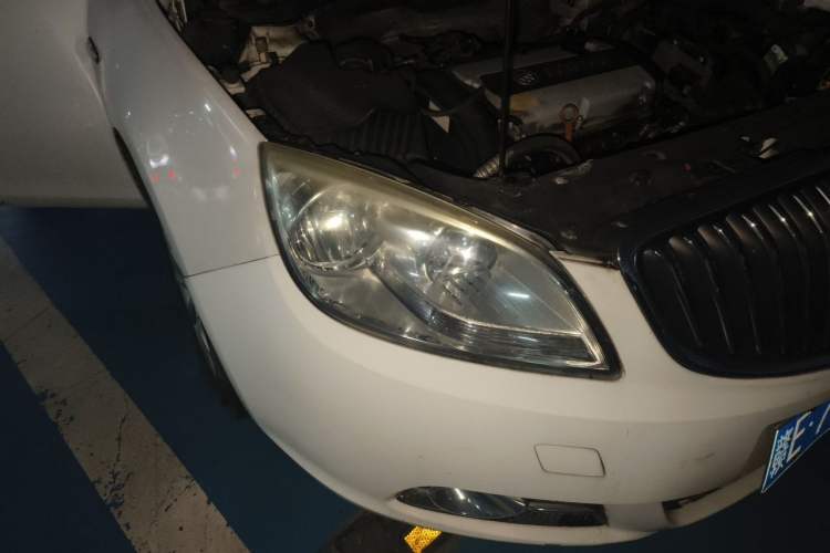 Used Buick GT 2013 GT 1.6L Manual Entry-Level Model Right Front Headlight