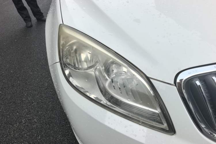 Used Buick GT 2013 GT 1.6L Automatic Fashion Edition Right Front Headlight