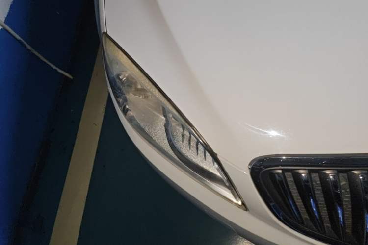 Used Buick GT 2013 GT 1.6L Automatic Fashion Edition Right Front Headlight