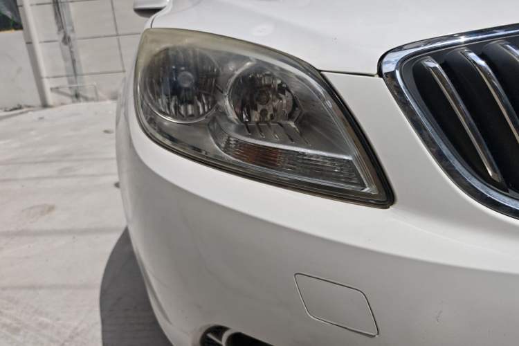 Used Buick GT 2013 GT 1.6L Manual Entry-Level Model Right Front Headlight