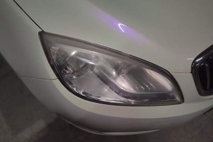 Used Buick GT 2013 GT 1.6L Automatic Fashion Edition Right Front Headlight