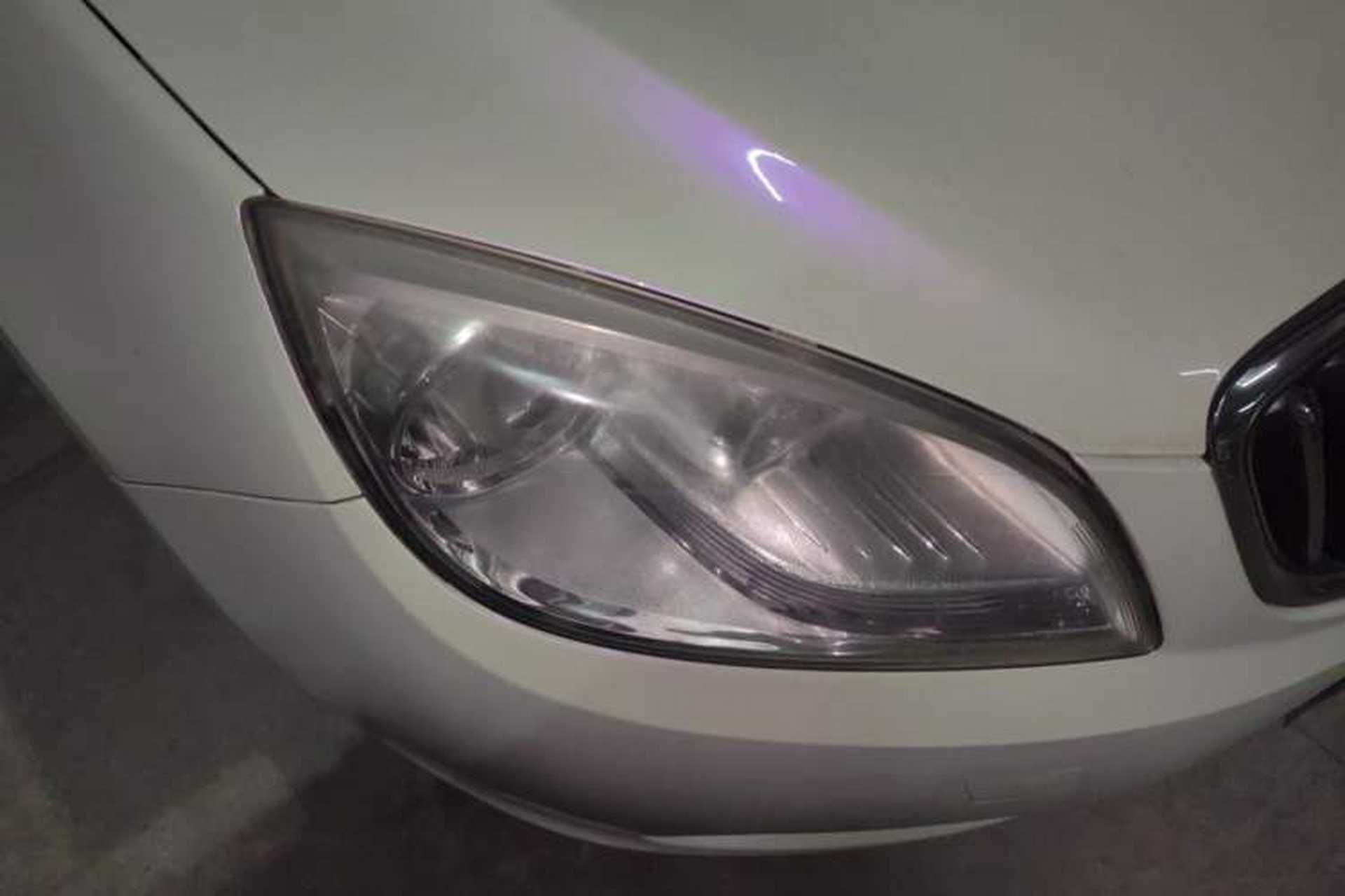 Used Buick GT 2013 GT 1.6L Automatic Fashion Edition Right Front Headlight