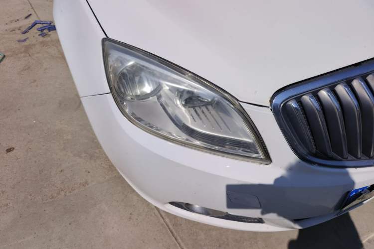 Used Buick GT 2013 GT 1.6L Automatic Fashion Edition Right Front Headlight