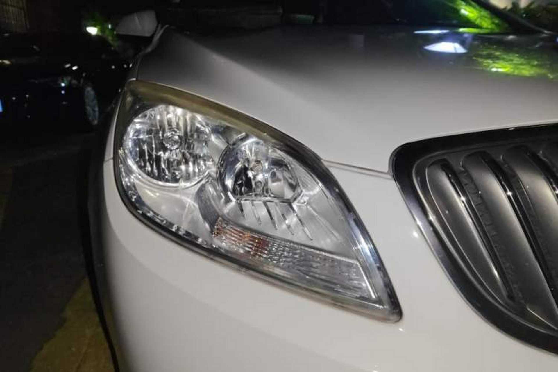 Used Buick GT 2013 GT 1.6L Automatic Fashion Edition Right Front Headlight