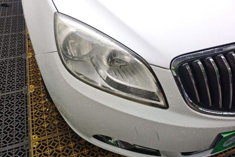 Used Buick GT 2013 GT 1.6L Manual Entry-Level Model Right Front Headlight