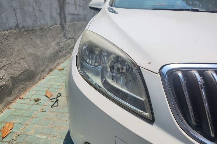 Used Buick GT 2013 GT 1.6L Automatic Fashion Edition Right Front Headlight