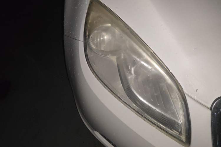 Used Buick GT 2013 GT 1.6L Automatic Fashion Edition Right Front Headlight
