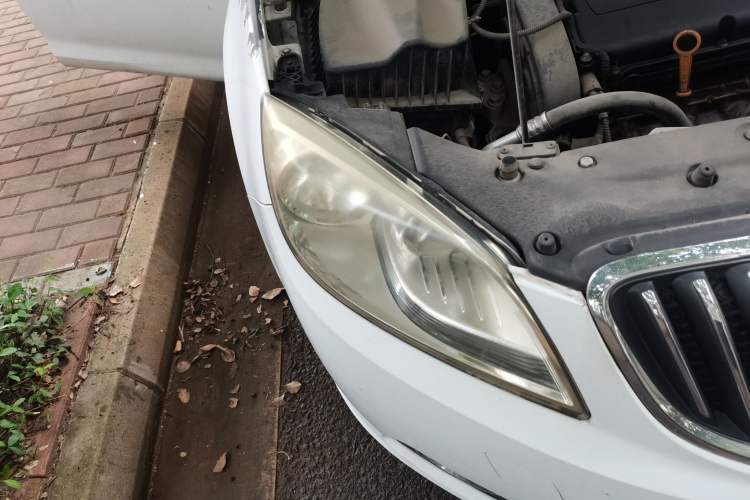 Used Buick GT 2013 GT 1.6L Manual Entry-Level Model Right Front Headlight
