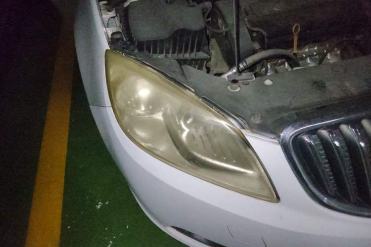 Used Buick GT 2013 GT 1.6L Automatic Fashion Edition Right Front Headlight