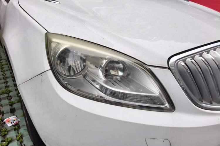 Used Buick GT 2013 GT 1.6L Automatic Fashion Edition Right Front Headlight