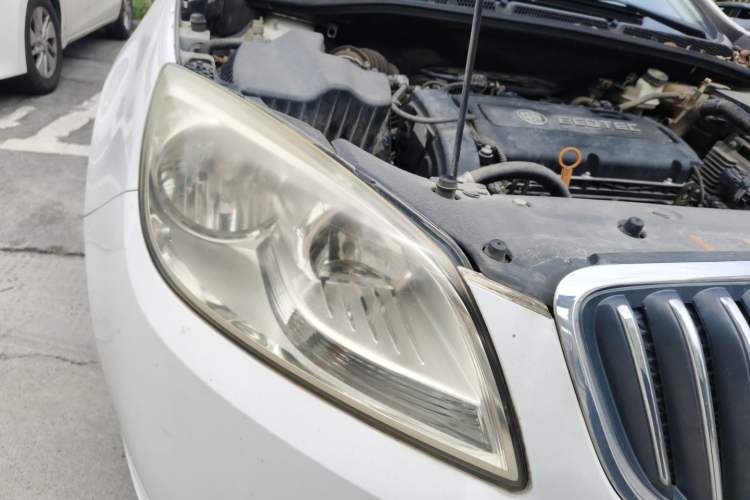 Used Buick GT 2013 GT 1.6L Automatic Fashion Edition Right Front Headlight