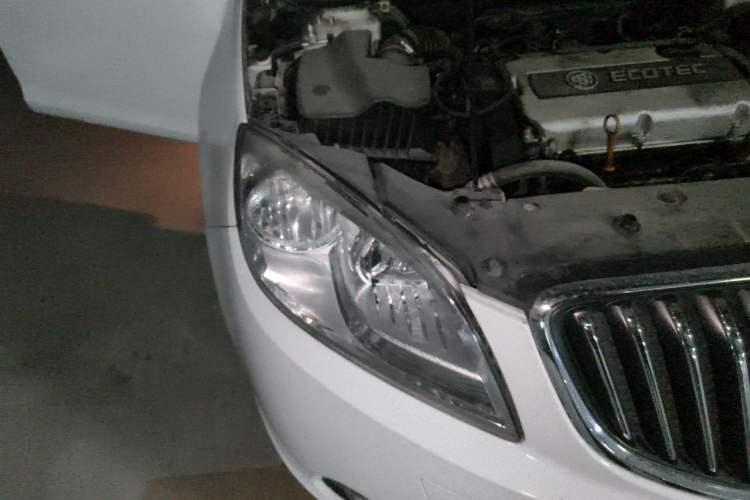Used Buick GT 2013 GT 1.6L Manual Entry-Level Model Right Front Headlight