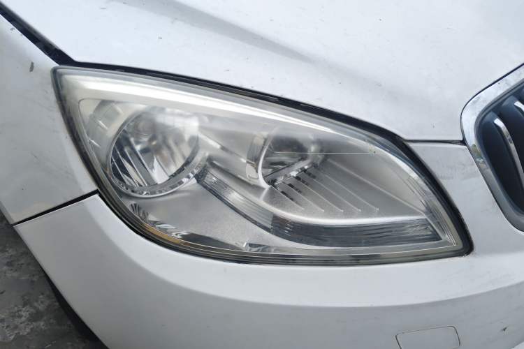 Used Buick GT 2013 GT 1.6L Manual Entry-Level Model Right Front Headlight