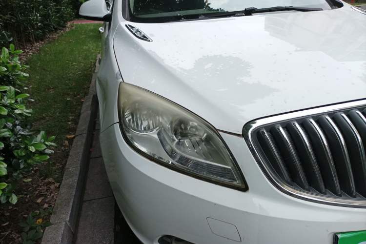 Used Buick GT 2013 GT 1.6L Automatic Fashion Edition Right Front Headlight