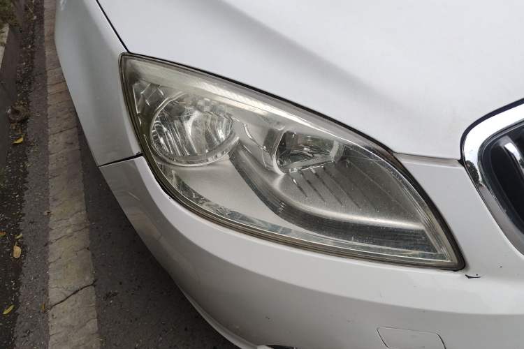 Used Buick GT 2013 GT 1.6L Manual Entry-Level Model Right Front Headlight