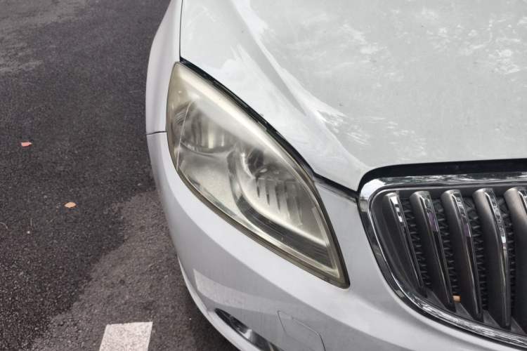 Used Buick GT 2013 GT 1.6L Automatic Fashion Edition Right Front Headlight