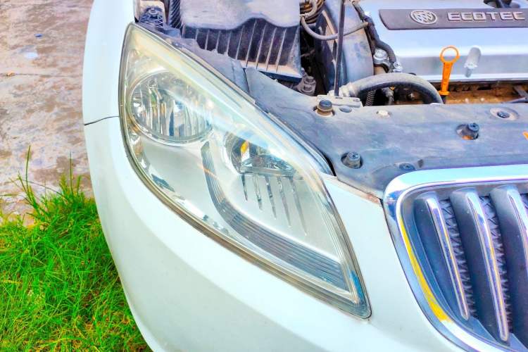 Used Buick GT 2013 GT 1.6L Automatic Fashion Edition Right Front Headlight