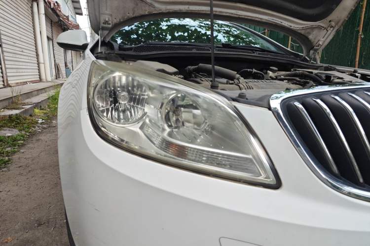 Used Buick GT 2013 GT 1.6T Automatic Fashion Sport Edition Right Front Headlight