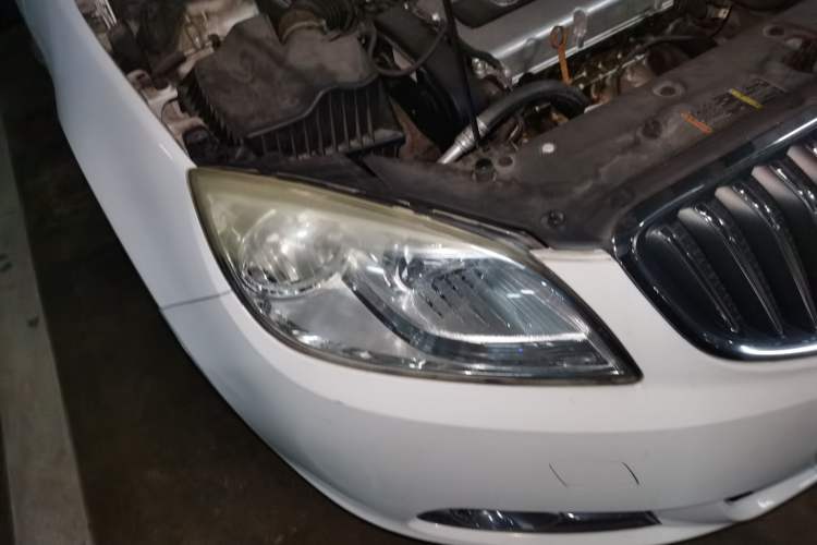 Used Buick GT 2013 GT 1.6L Automatic Fashion Edition Right Front Headlight