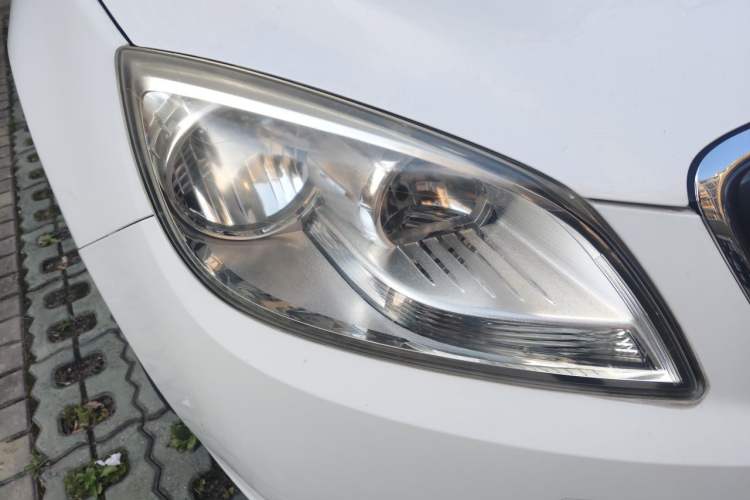 Used Buick GT 2013 GT 1.6L Manual Entry-Level Model Right Front Headlight